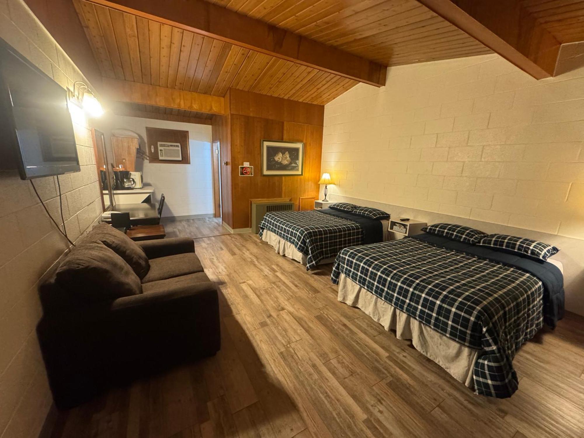 Ace Crown Motel Medicine Hat Buitenkant foto